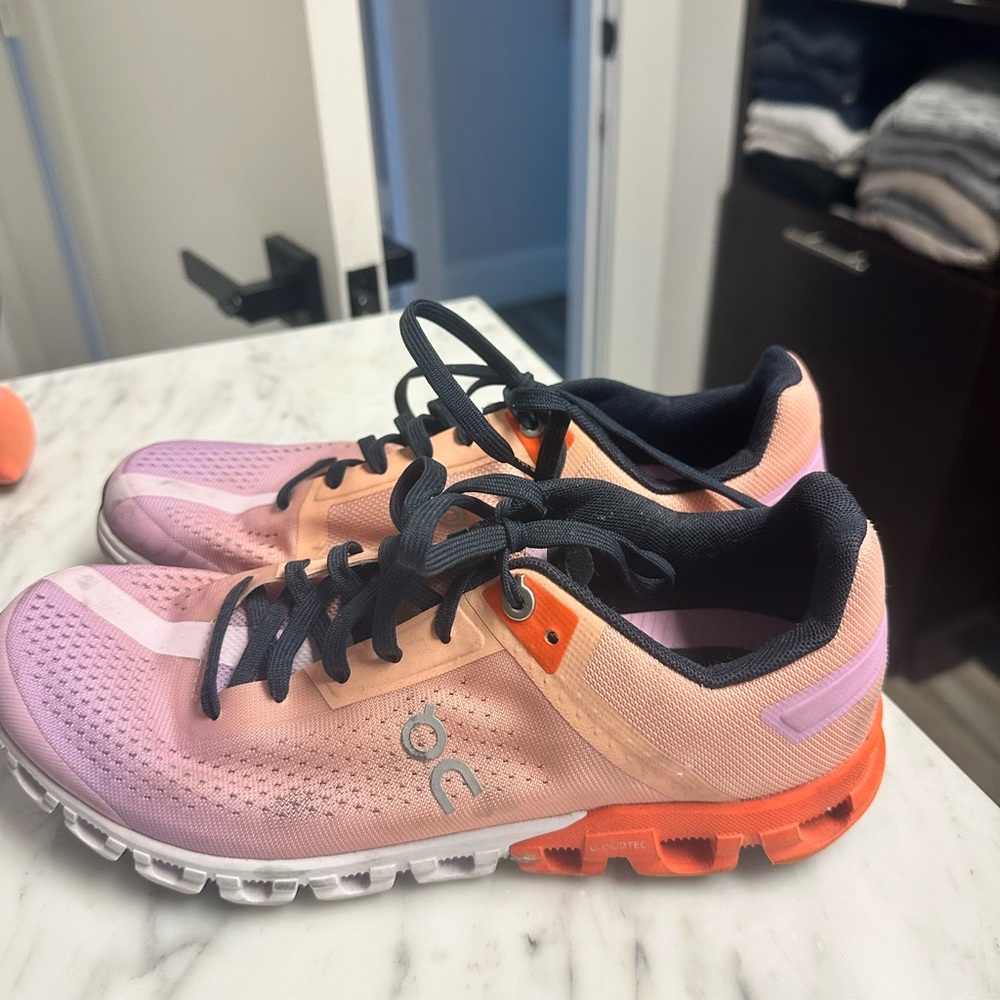 On Running Women's Multicolor CloudFlow Running Shoes - Picture 9 of 13